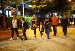 FOTO | Navijači u velikom broju stižu na stadion: Vatrena podrška za Plemiće